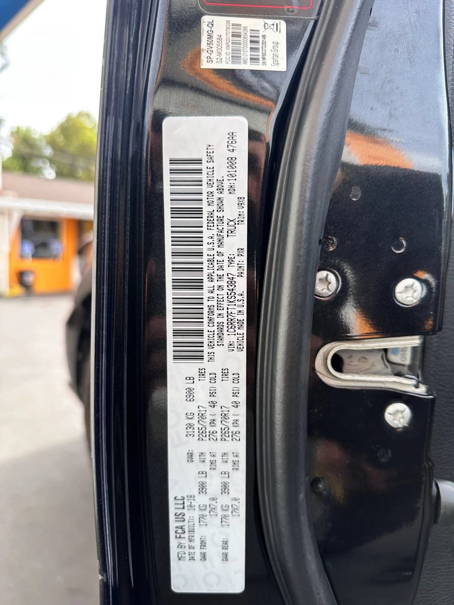 Used 2019 RAM 1500 Express AWD/4WD image 11