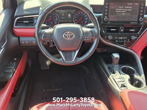 Used 2022 Toyota Camry XSE FWD image 11