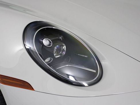 Certified 2021 Porsche 911 Carrera S image 27