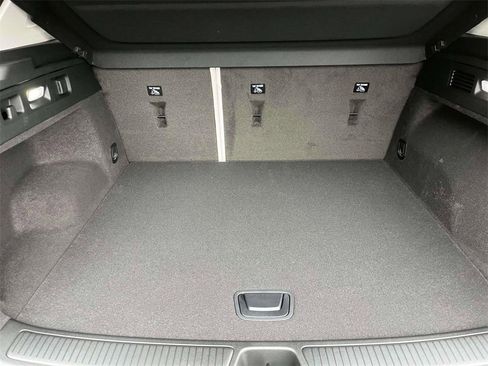 New 2026 Buick Envision Avenir image 17