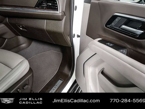 Used 2025 Chevrolet Tahoe LT image 22