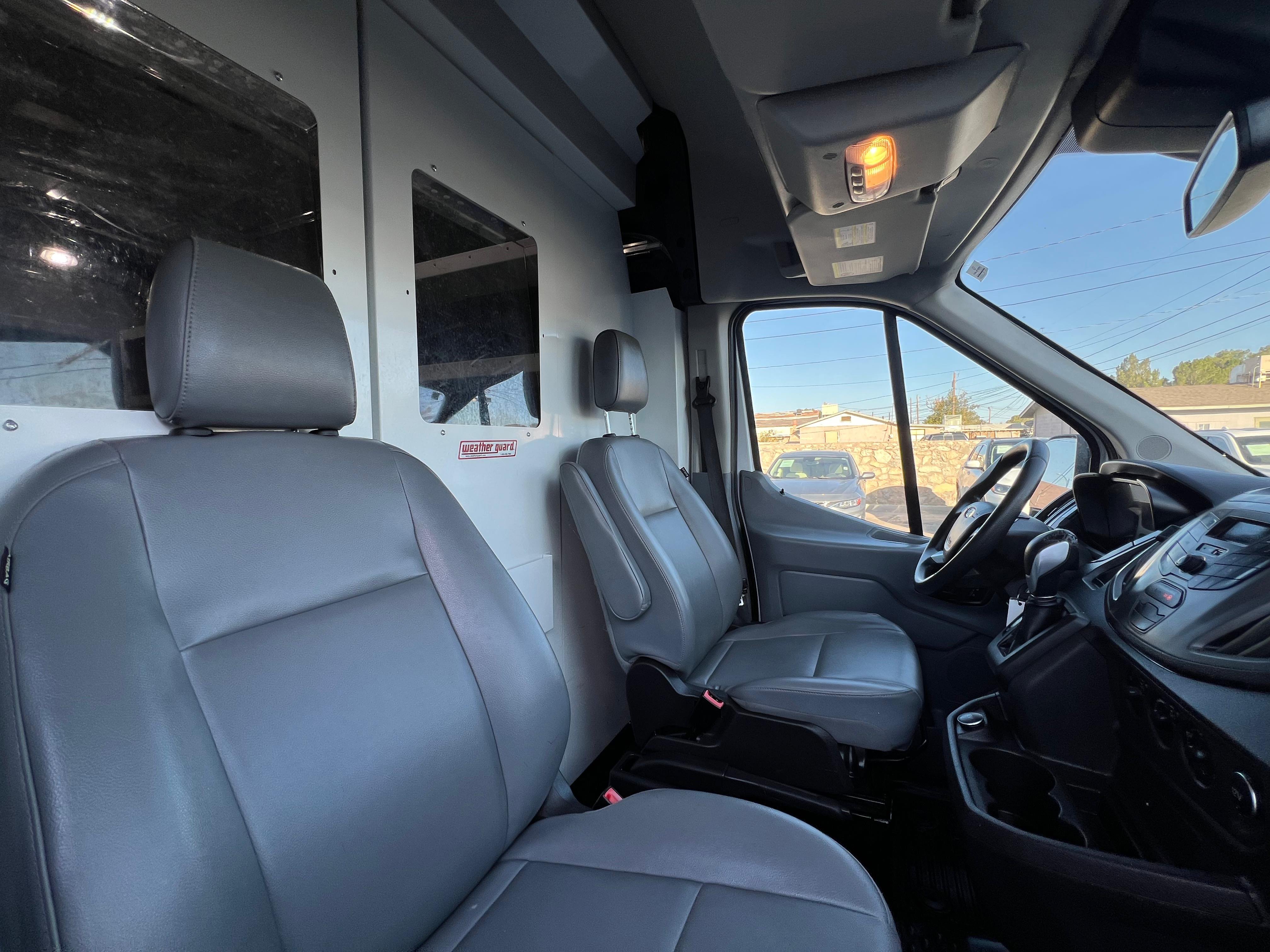 Used 2019 Ford Transit 250 148 High Roof RWD image 17