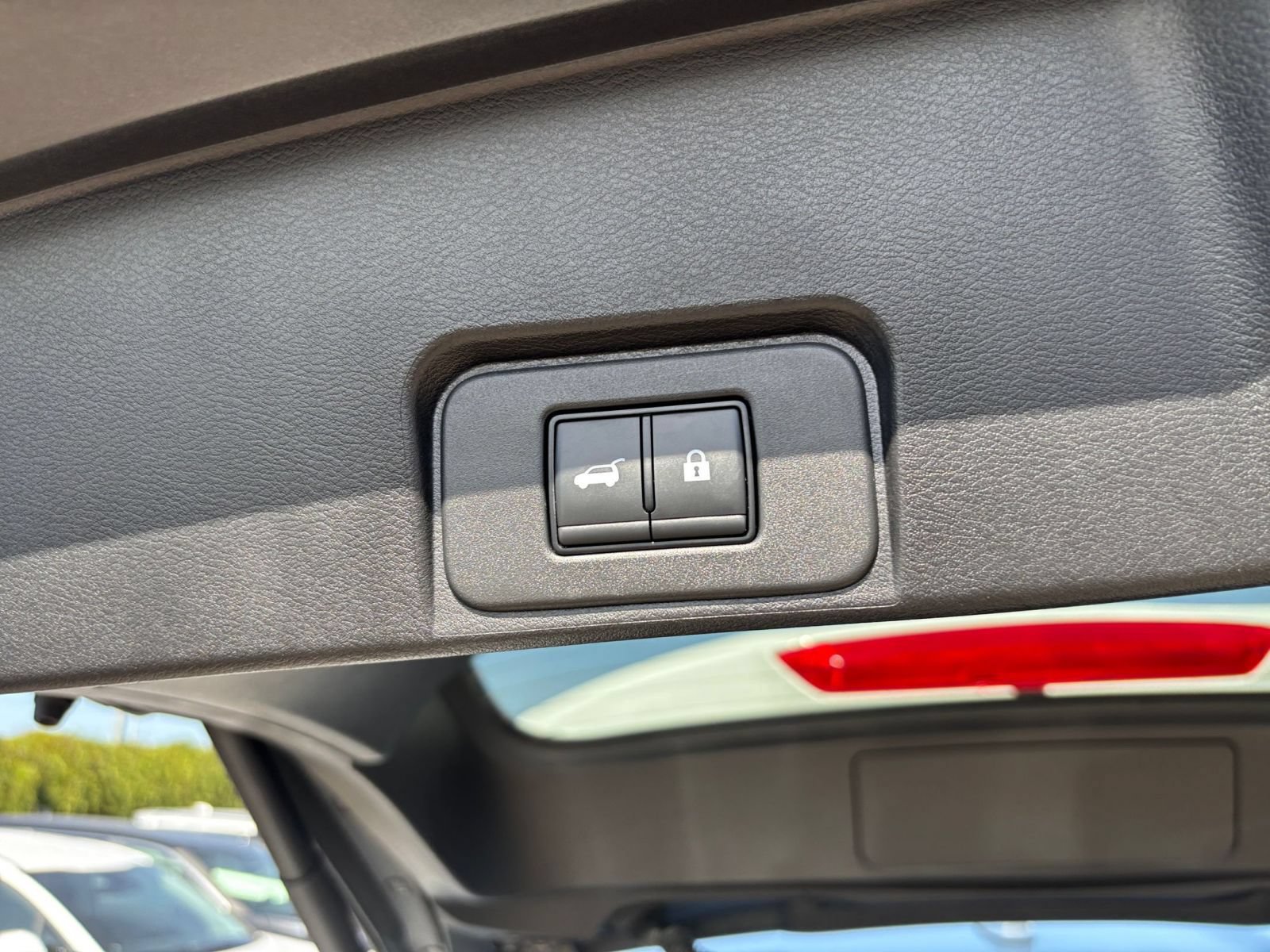 Used 2026 Nissan Rogue SV FWD image 22