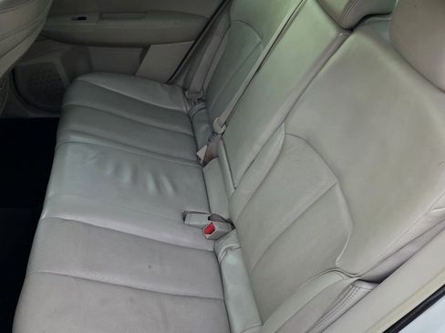 Used 2011 Subaru Legacy 2.5i Limited image 13