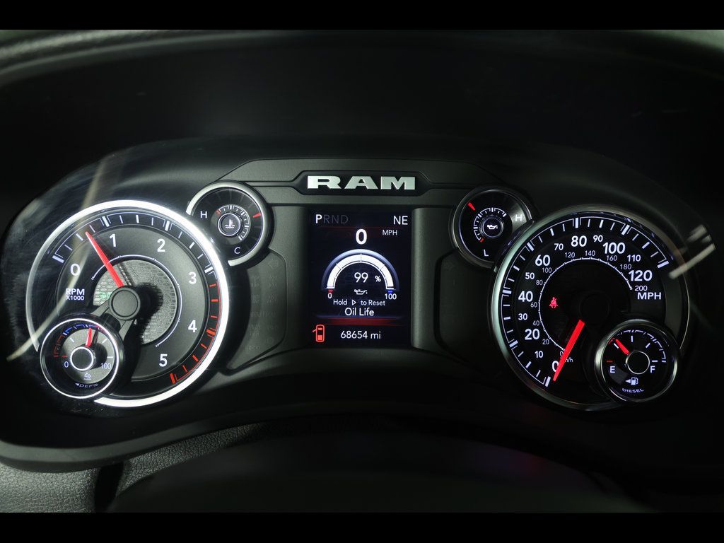 Used 2022 RAM 2500 Big Horn AWD/4WD image 24