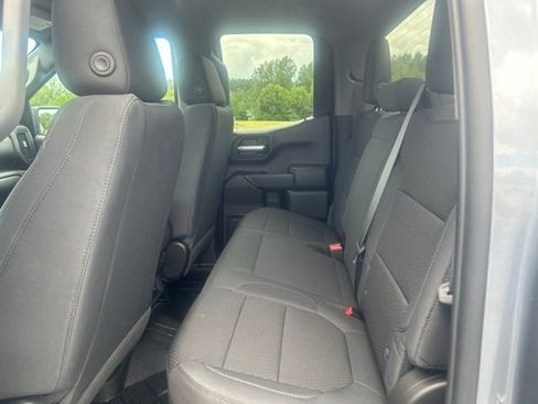 Used 2019 Chevrolet Silverado 1500 Custom Trail Boss w/ Custom Convenience Package AWD/4WD image 22