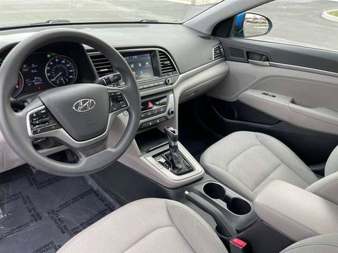 Used 2017 Hyundai Elantra SE image 64