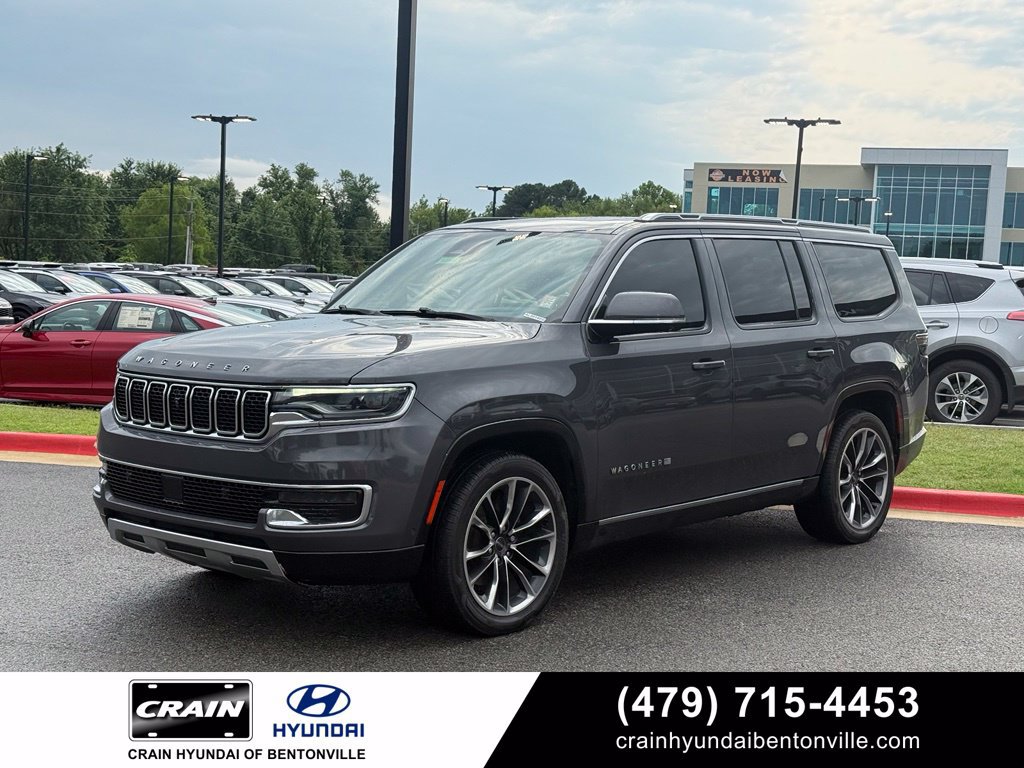 Used 2022 Jeep Wagoneer Series III w/ Premium Group I AWD/4WD image 1