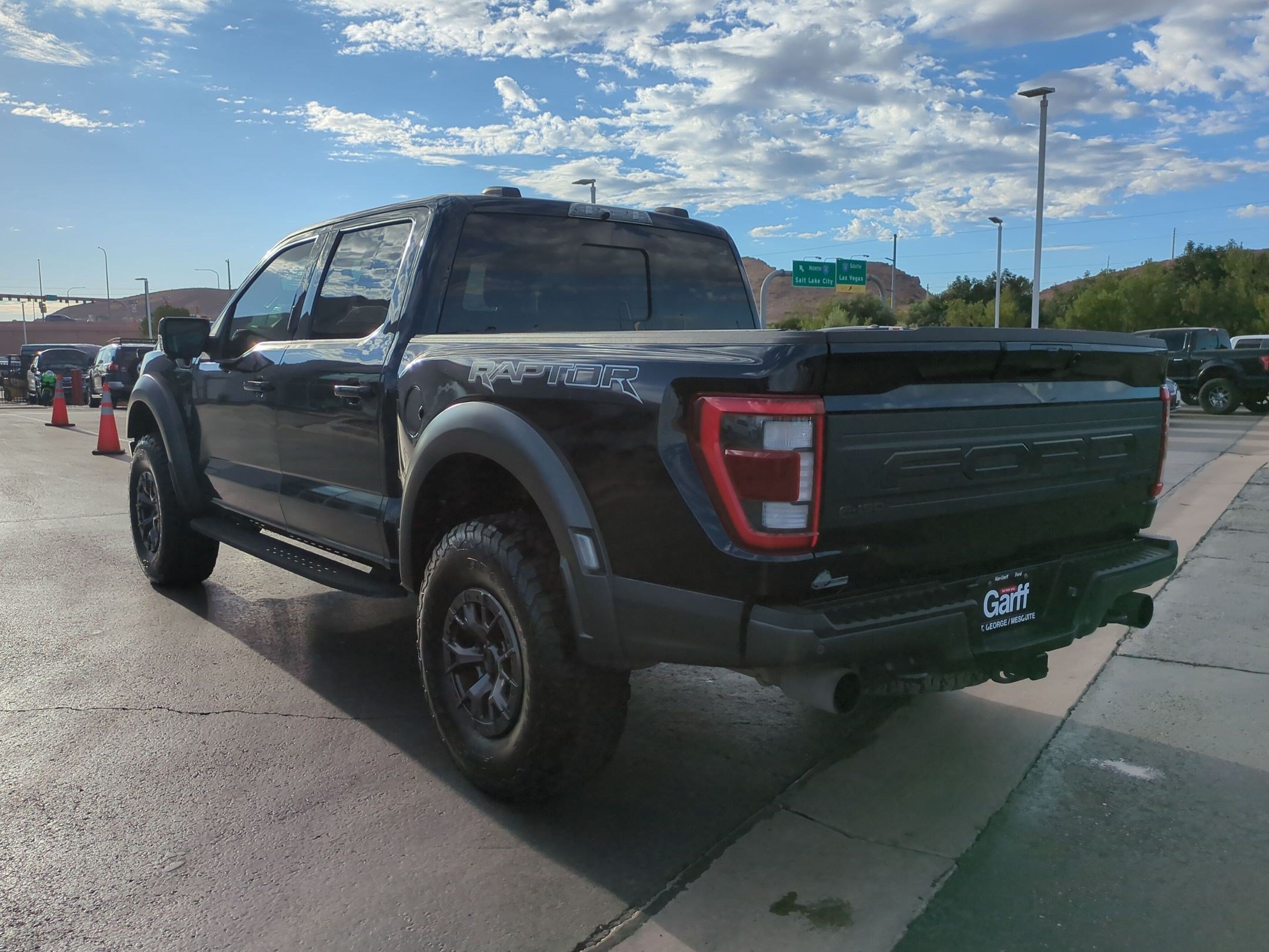 Used 2021 Ford F150 Raptor w/ Raptor 37 Performance Package AWD/4WD image 6