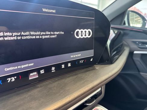 Used 2025 Audi Q5 Premium w/ Convenience Package AWD/4WD image 22
