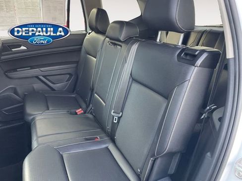 Used 2021 Volkswagen Atlas SE w/ Towing Package image 17