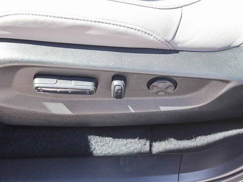 Certified 2019 Honda CR-V Touring image 22