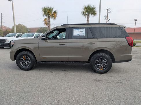 New 2026 Ford Expedition Tremor image 7