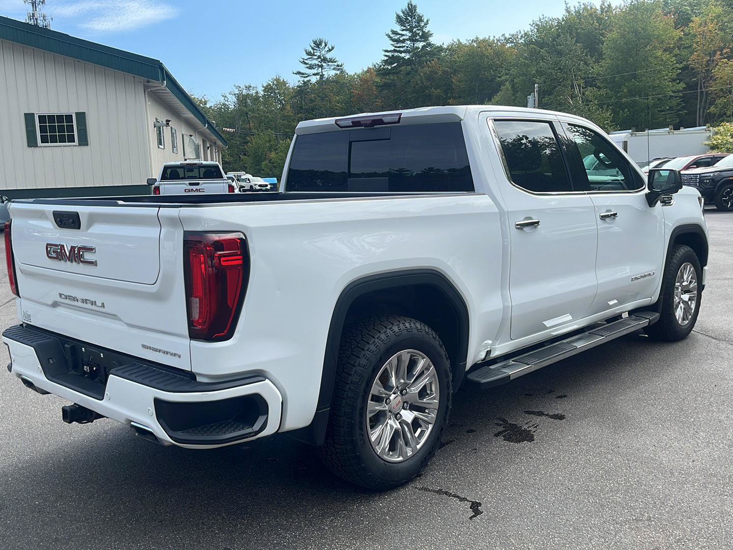 Certified 2023 GMC Sierra 1500 Denali w/ Technology Package AWD/4WD image 7