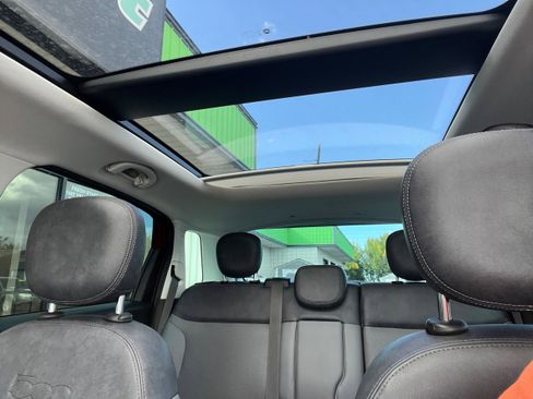 Used 2014 FIAT 500L Lounge w/ Mutually Exclusive Package image 20