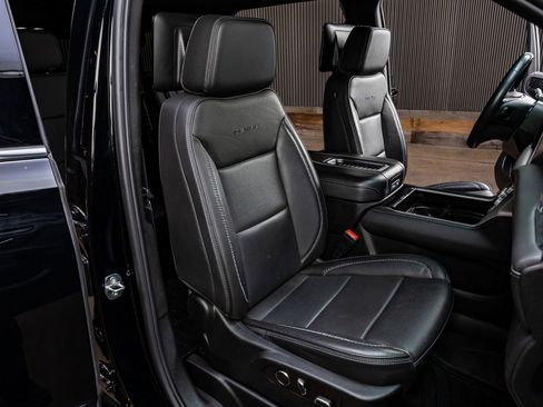 Used 2023 GMC Yukon Denali w/ Denali Reserve Package AWD/4WD image 30