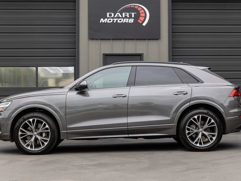 Used 2020 Audi Q8 Premium w/ Black Optic Package AWD/4WD image 4