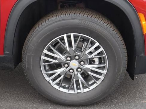 New 2026 Chevrolet Traverse LT w/ Driver Confidence Package image 11