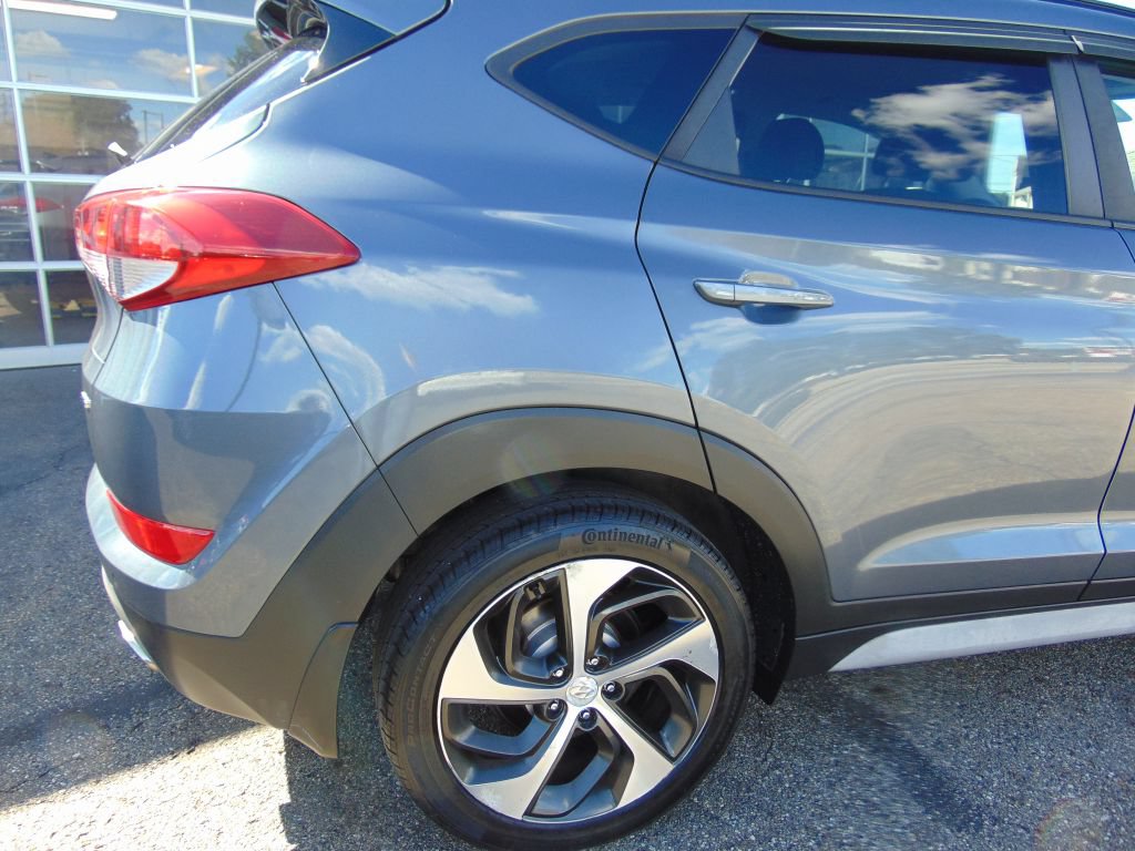 Used 2018 Hyundai Tucson Value w/ Cargo Package AWD/4WD image 14