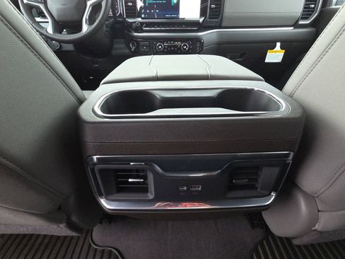 New 2026 Chevrolet Silverado 3500 LTZ w/ LTZ Convenience Package AWD/4WD image 31