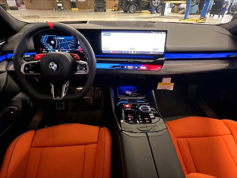 New 2026 BMW M5 w/ Executive Package image 5