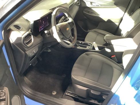 Used 2024 Chevrolet TrailBlazer LT w/ Driver Confidence Package image 21