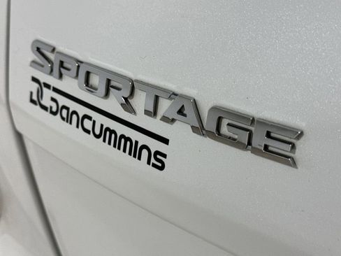 Used 2020 Kia Sportage EX w/ EX Technology Package AWD/4WD image 27