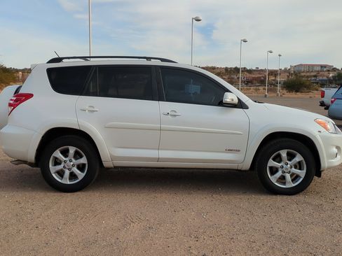 Used 2011 Toyota RAV4 Limited image 2