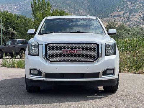 Used 2017 GMC Yukon Denali w/ Open Road Package AWD/4WD image 2