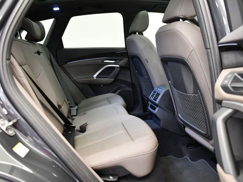 Used 2025 Audi Q5 2.0T Premium w/ Convenience Package image 51