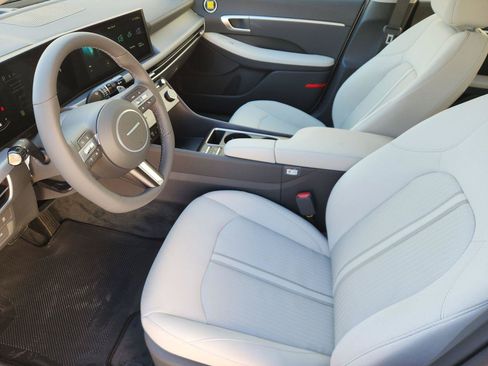 New 2026 Hyundai Sonata SEL FWD image 9