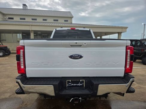 Used 2025 Ford F350 Lariat w/ FX4 Off-Road Package AWD/4WD image 6