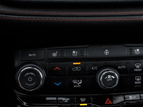Used 2023 Dodge Durango R/T AWD/4WD image 29