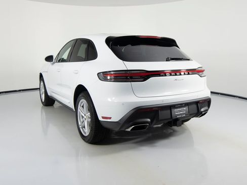 New 2026 Porsche Macan AWD/4WD image 3