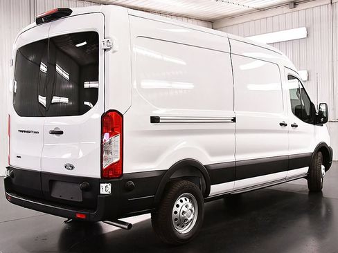 New 2026 Ford Transit 250 148 Medium Roof Extended AWD image 7