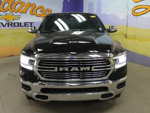 Used 2023 RAM 1500 Laramie AWD/4WD image 3