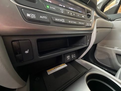 Used 2021 Honda Pilot Special Edition image 24