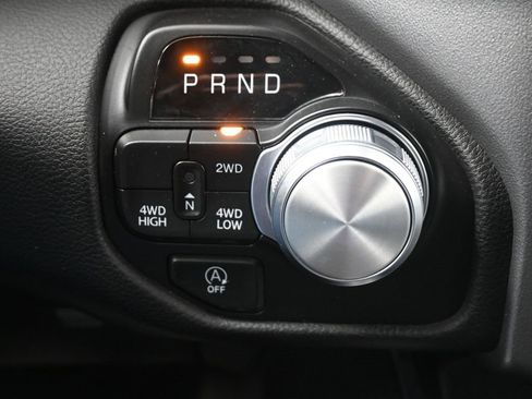 Used 2024 RAM 1500 Laramie image 22