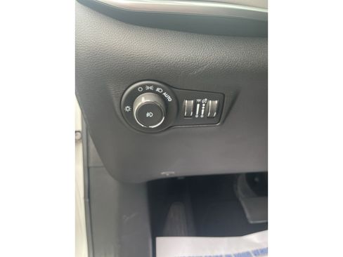 Used 2025 Jeep Compass Limited AWD/4WD image 5