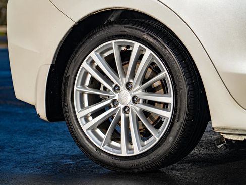 Used 2013 Subaru Impreza 2.0i Limited w/ Popular Pkg 1 image 7