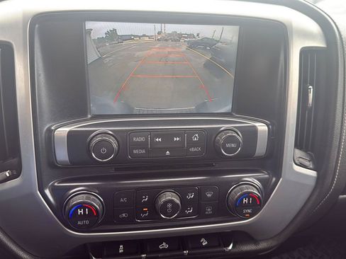 Used 2016 GMC Sierra 1500 SLE w/ SLE Value Package AWD/4WD image 18