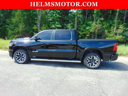 Certified 2025 RAM 1500 Laramie w/ Sport Appearance Package AWD/4WD image 5