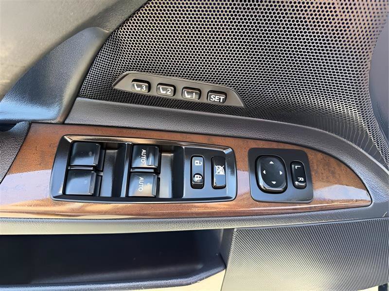 Used 2011 Lexus IS 350C w/ Luxury Pkg RWD image 21