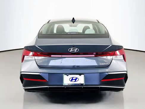 New 2026 Hyundai Elantra Limited FWD image 6