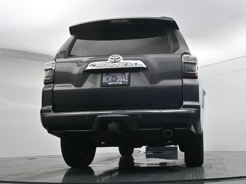 Used 2015 Toyota 4Runner Limited AWD/4WD image 21