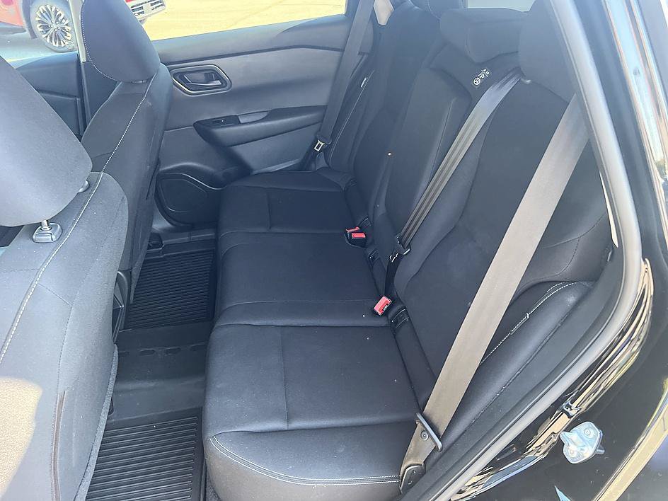 Certified 2025 Nissan Rogue S FWD image 14