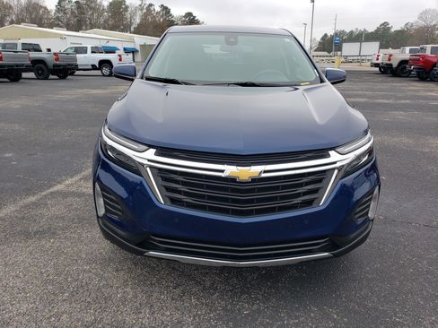 Used 2022 Chevrolet Equinox LT w/ Driver Convenience Package image 7