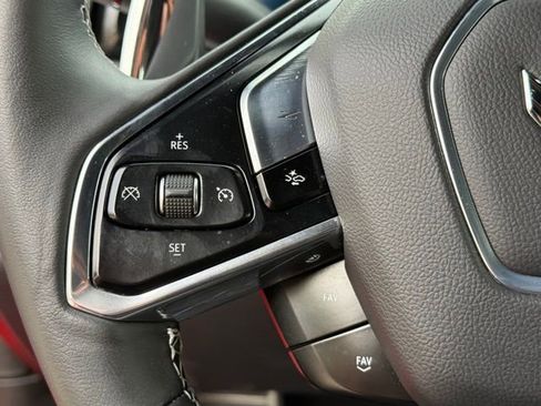 Used 2024 Chevrolet Corvette Stingray Preferred Cpe w/ Battery Protection Package image 24