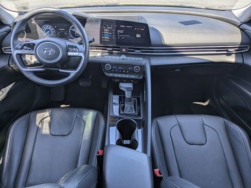Used 2023 Hyundai Elantra Limited FWD image 14
