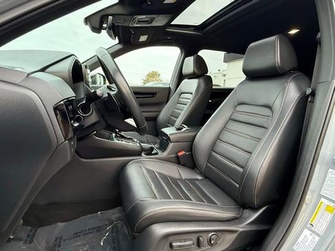 Used 2024 Honda CR-V Sport Touring image 11